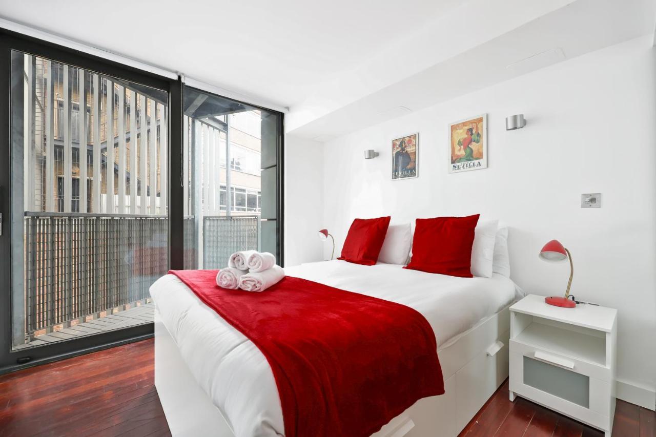 2 Bedroom Short Term & Flexible Renting Shoreditch With Free Wifi & Balcony London